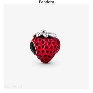 Pandora Seeded Strawberry Fruit Charm